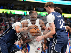 Pistons Mavericks Basketball