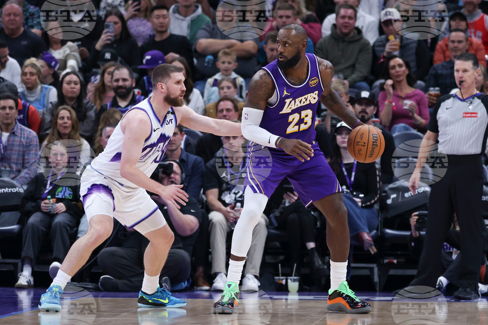 Lakers Jazz Basketball