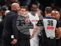 Pistons Mavericks Basketball