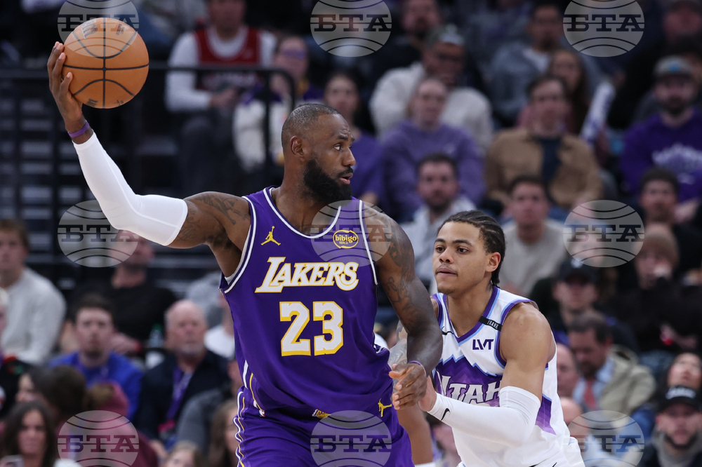 Lakers Jazz Basketball