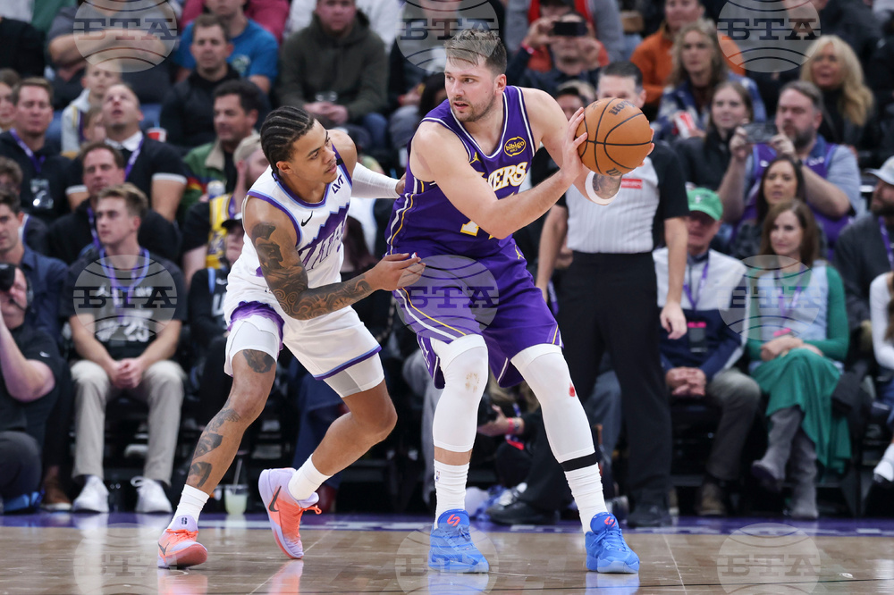 Lakers Jazz Basketball