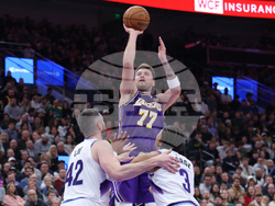 Lakers Jazz Basketball