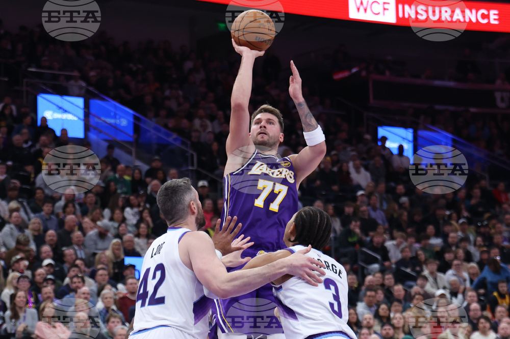 Lakers Jazz Basketball