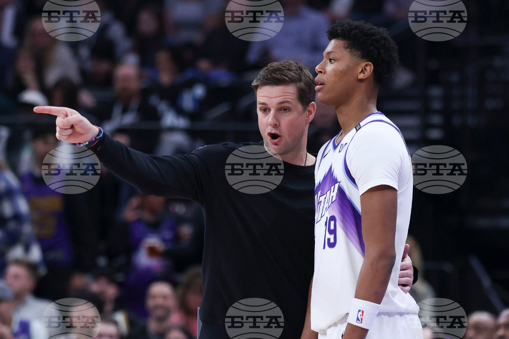 Lakers Jazz Basketball