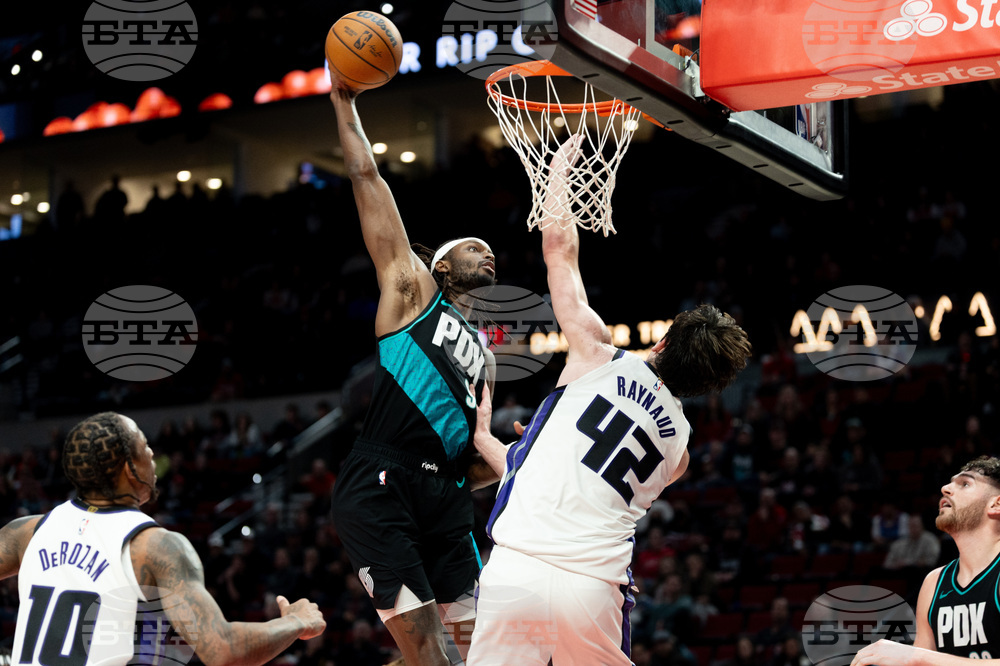 Kings Trail Blazers Basketball