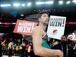 Kings Trail Blazers Basketball