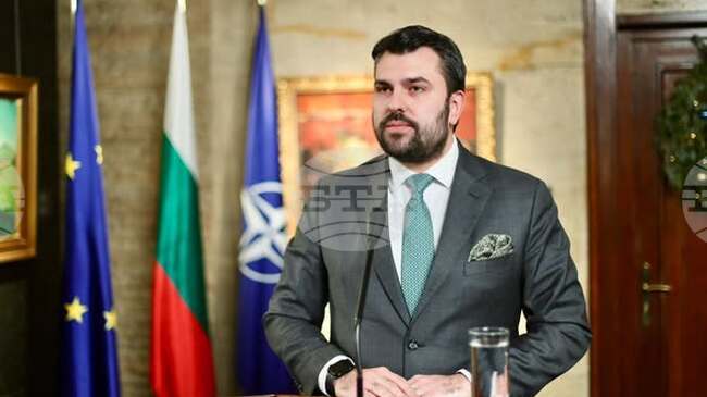 Министърът на външните работи в оставка Георг Георгиев даде традиционния прием за дипломатическия корпус по повод коледните и новогодишни празници