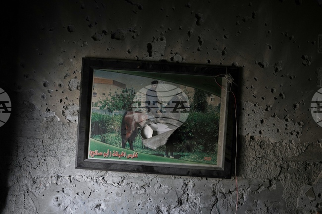 CORRECTION Gaza Life In Ruins Photo Essay