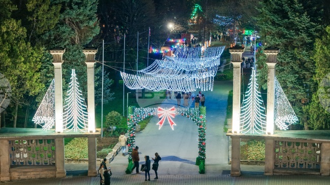 Кулинарна изложба, дрон шоу и концерти ще се състоят в градската градина в Шумен