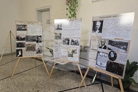 Ловеч - документална изложба - Американско девическо училище