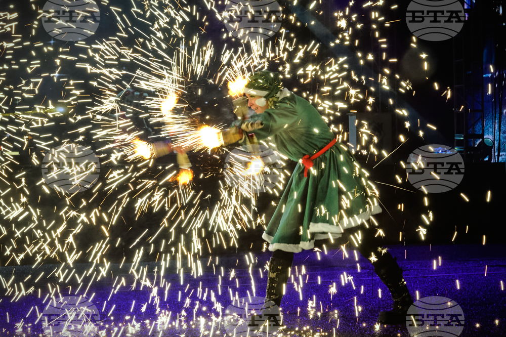 Holiday Lights Photo Gallery