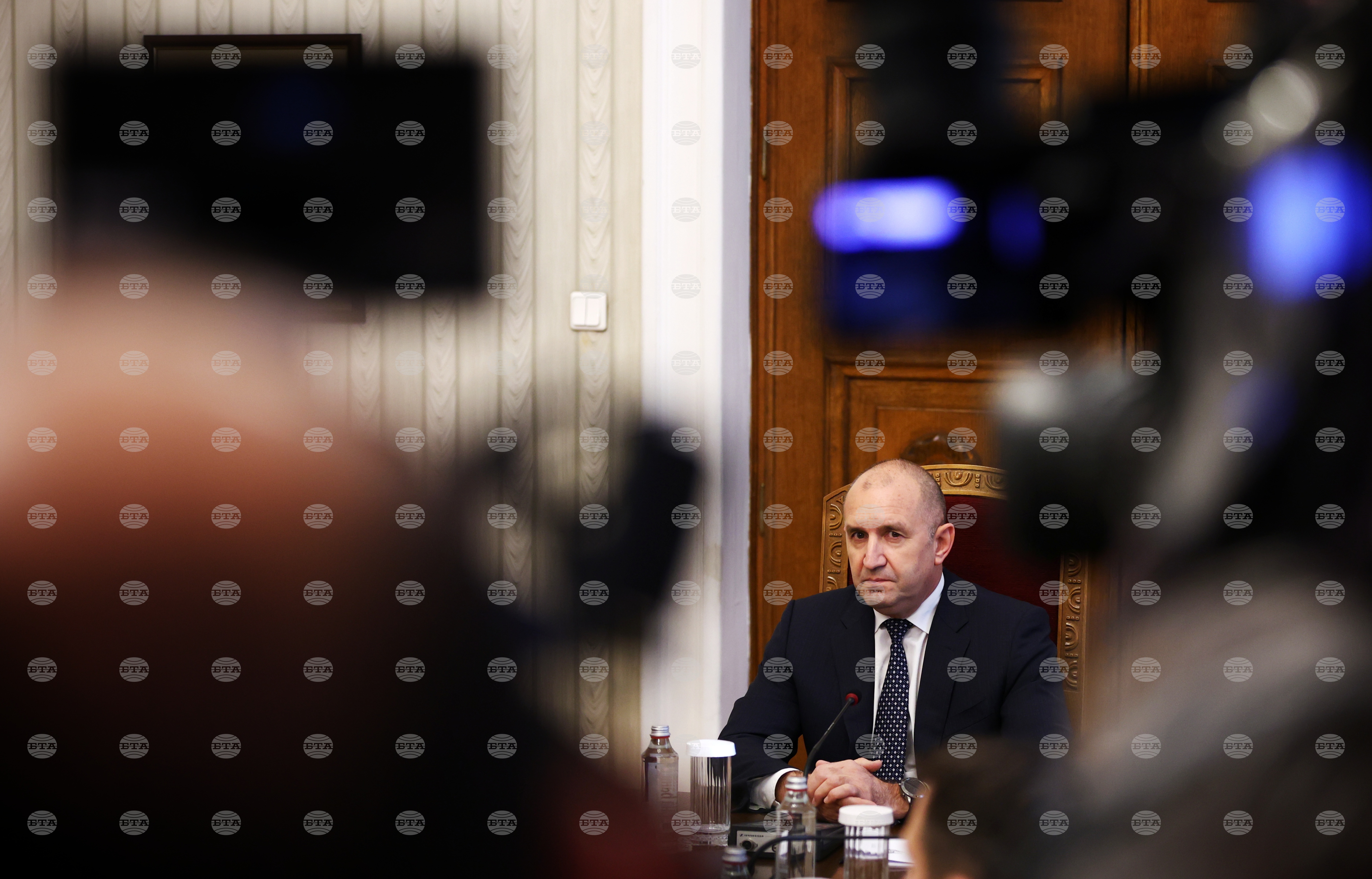 Гласът на всяка парламентарна сила има значение, независимо от числеността ѝ, каза Румен Радев