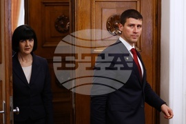 Президентство - „Величие“ - консултации