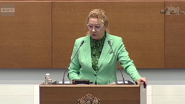 От ПП – ДБ настояха в декларация да бъде прекратена процедурата за възлагане на услугата за железопътен превоз на пътници