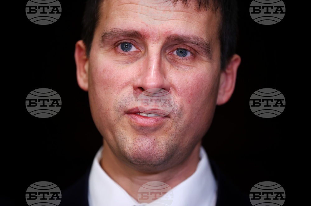 Здраве, сила и смелост на всички добри хора пожелаха от „Величие“ за новата година