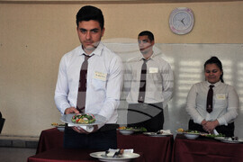 Бургас - гимназия по туризъм - кулинарен двубой