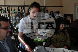 Бургас - гимназия по туризъм - кулинарен двубой