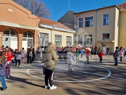Шумен - благотворителен базар и концерт - Начално училище „Илия Р. Блъсков“
