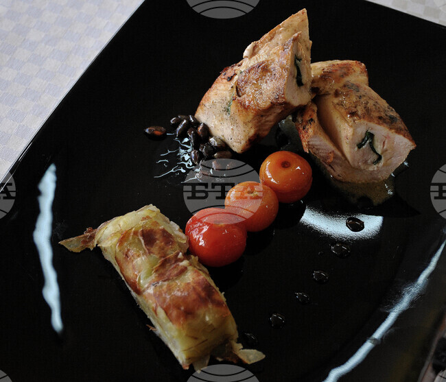 Забравете за аланглето, тартара, както и храни със сурови компоненти през лятото, посъветва д-р Ива Левкова от „Пирогов“