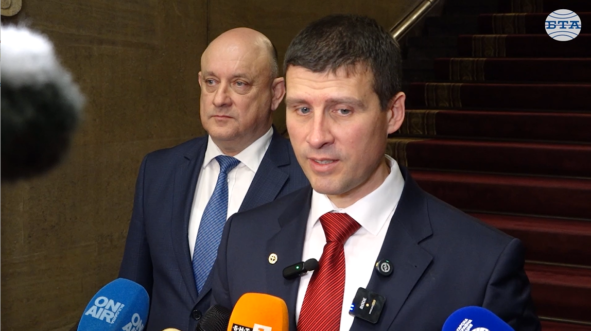 Предсрочните парламентарни избори е най-добре да бъдат през март-април, заяви лидерът на "Величие" Ивелин Михайлов