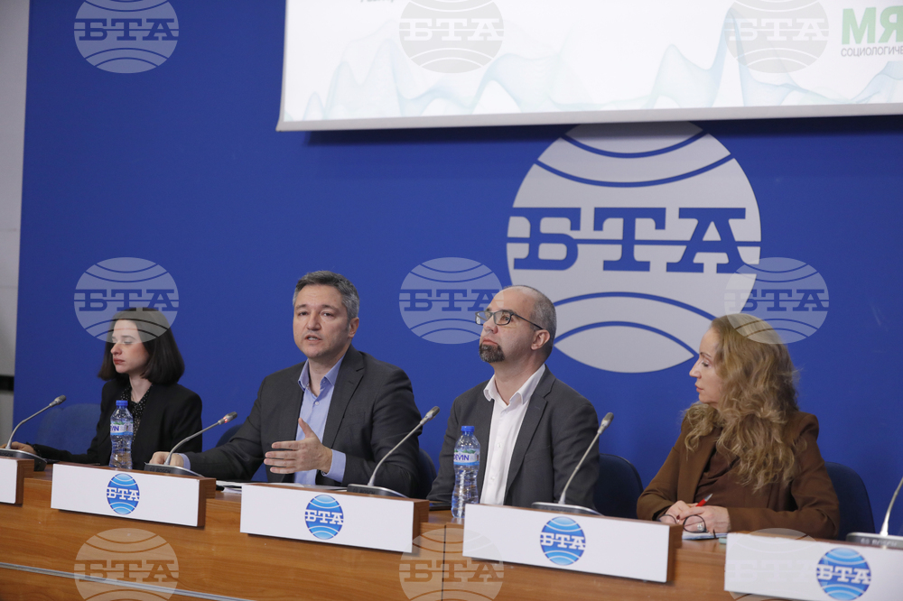 Национален пресклуб БТА-София - изследване на тема „Българите и Европейският съюз на прага на еврозоната“ - представяне