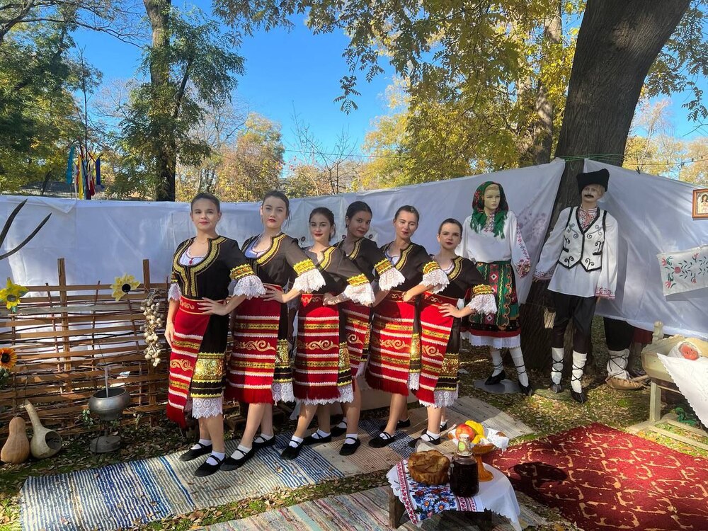 Ученици от филиала на център „Медиа“ в село Табаки, Украйна, изучаваха български език, фолклор и култура