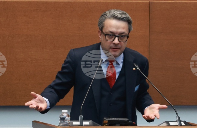 За ГЕРБ-СДС най-големият риск беше България да пропусне да завърши своята евроинтеграция, каза депутатът Тома Биков