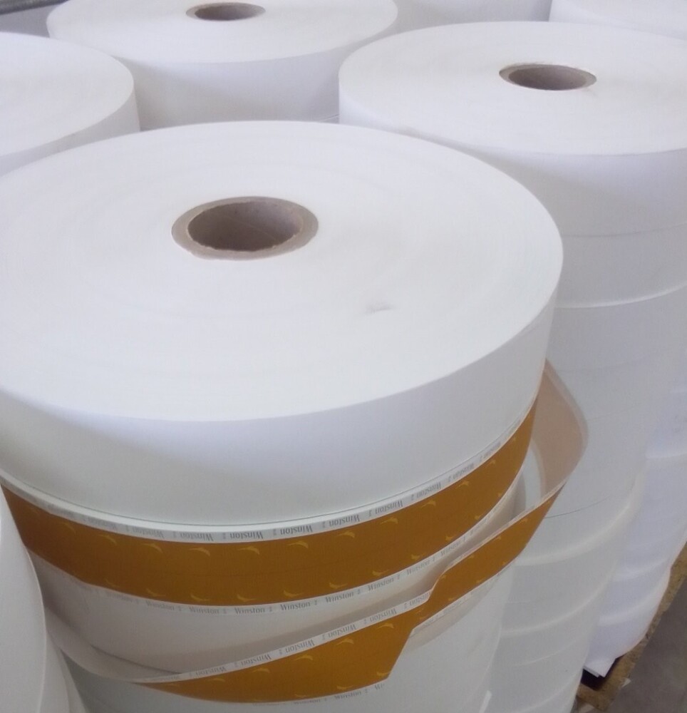 121 ролки коркофан с лого на известна марка задържаха митнически служители в района на Видин