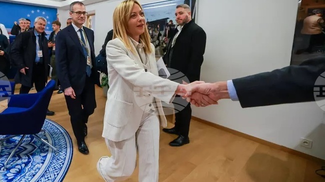 АНСА: Мелони приветства решението на ЕС да отпусне заем за Украйна 