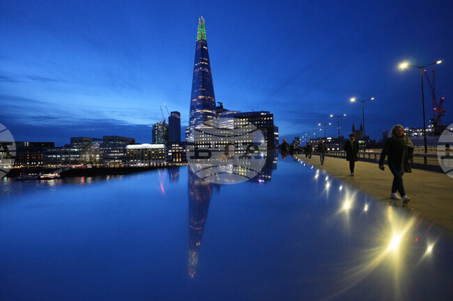 Сметките за електроенергия на повечето британци се очаква да са по-ниски от април, съобщи регулаторен орган