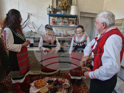 Априлци - възстановка - празник - Игнажден