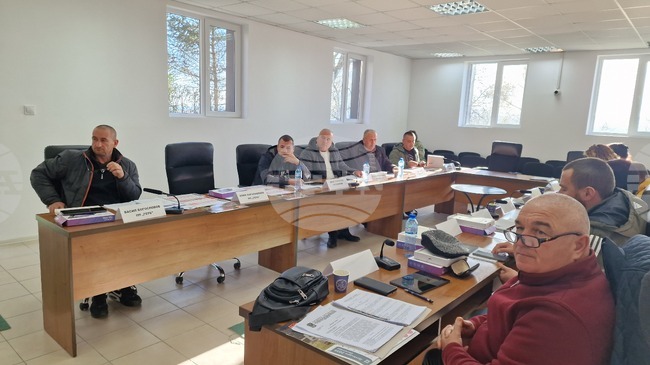Съветниците в Антоново решиха над 700 000 лева от общинския бюджет да се предоставят за авансово финансиране на проекти