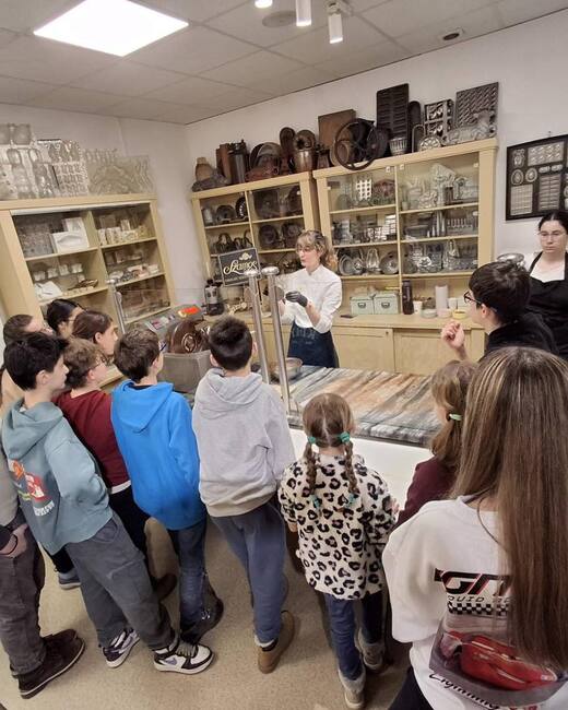 Ученици от Българското училище и детска градина в Будапеща посетиха Mузея на шоколада в унгарската столица