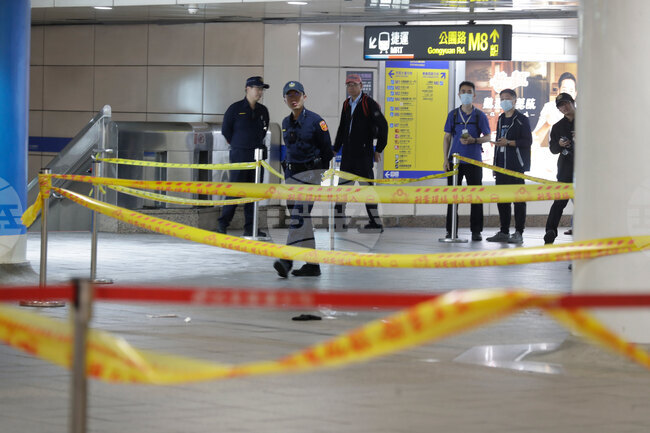 Заподозреният в атака с нож в Тайпе е убил двама души и е ранил шестима