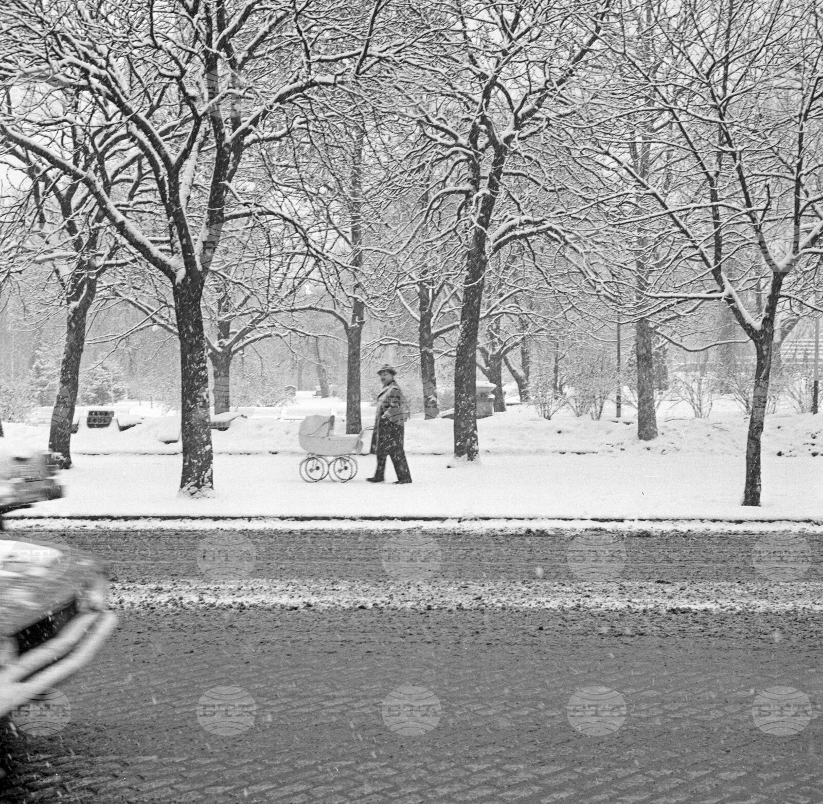 Снежна София през 1967 година