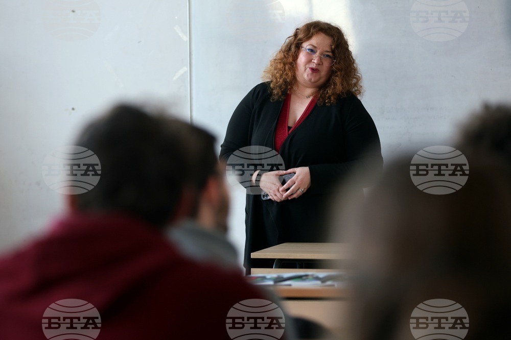 Център за източни езици и култури - списание ЛИК