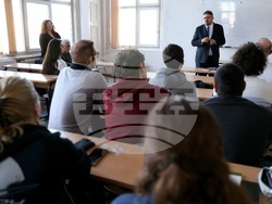 Център за източни езици и култури - списание ЛИК