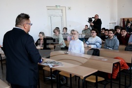 Център за източни езици и култури - списание ЛИК