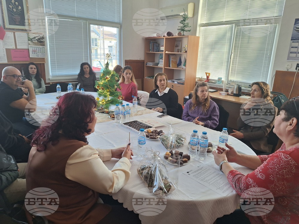 Хора от уязвими групи от Пазарджишко ще имат възможност за ограмотяване и квалификация по проект на Професионалната гимназия по фризьорство и ресторантьорство