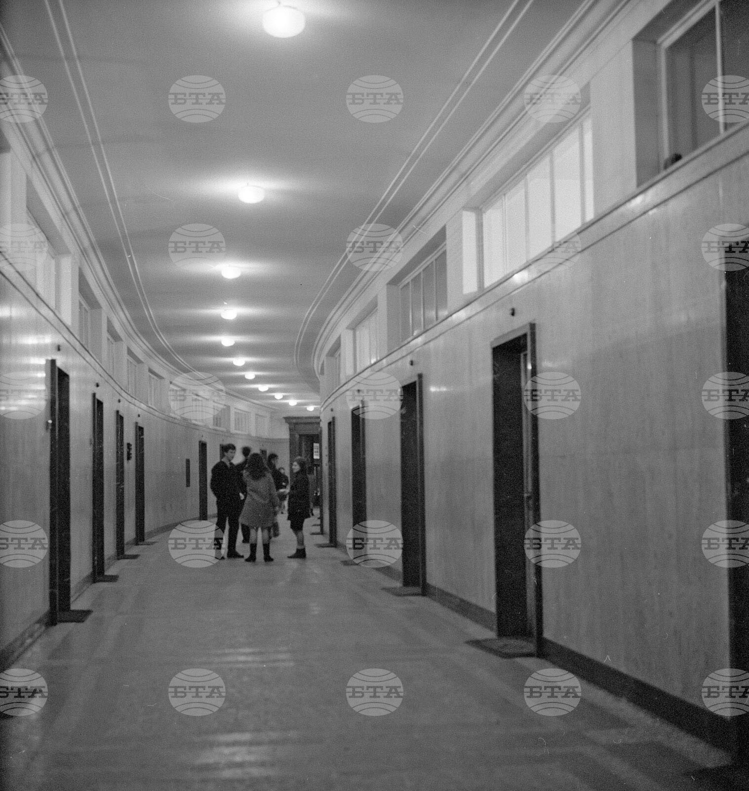 Софийският университет „Св. Климент Охридски“ по време на зимната сесия през 1967 година