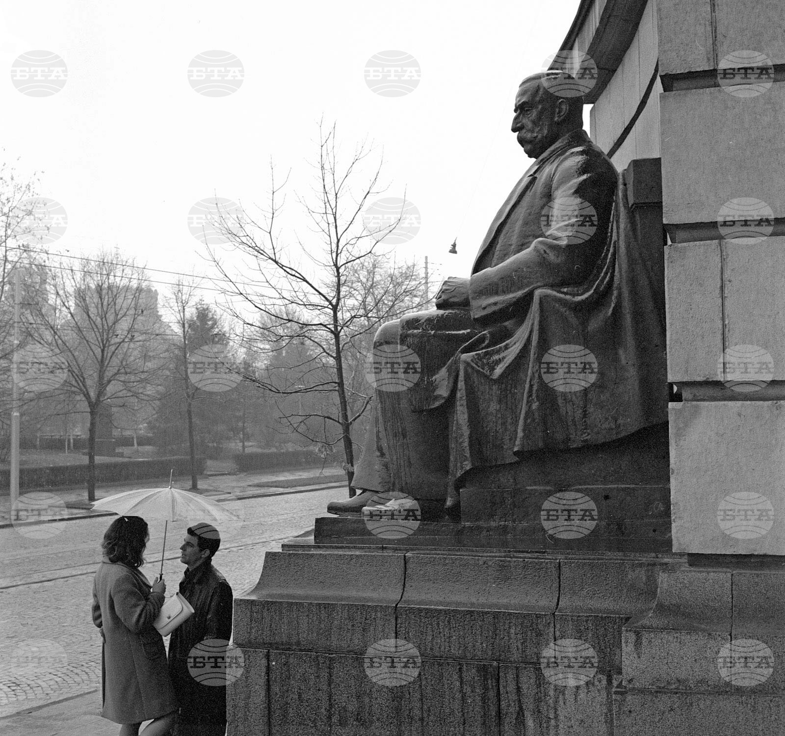 Софийският университет „Св. Климент Охридски“ по време на зимната сесия през 1967 година