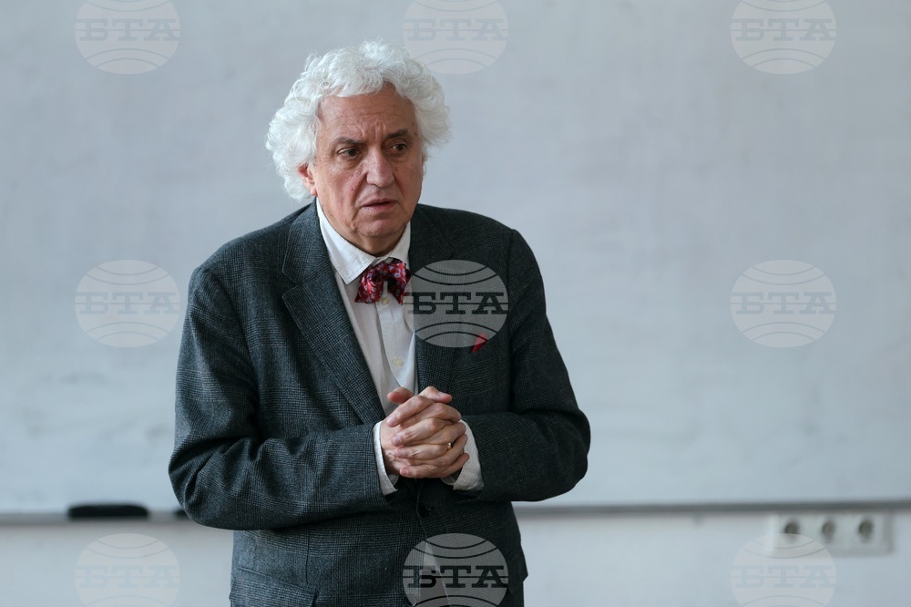 Център за източни езици и култури - списание ЛИК