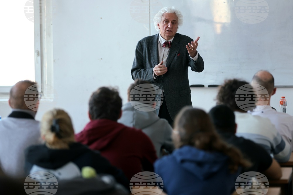 Център за източни езици и култури - списание ЛИК