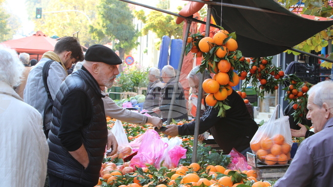 Продавачите на традиционните земеделски пазари в Гърция започват безсрочна национална стачка на 7 януари