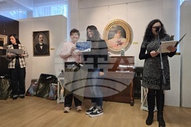 Свищов - награждаване - коледни конкурси