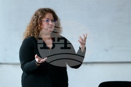 Център за източни езици и култури - списание ЛИК