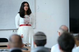 Център за източни езици и култури - списание ЛИК