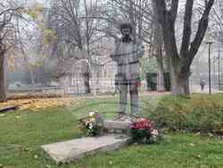 Плевен - Емил Димитров -  изложба - регионална библиотека „Христо Смирненски“