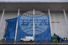 APTOPIX Trump Kennedy Center