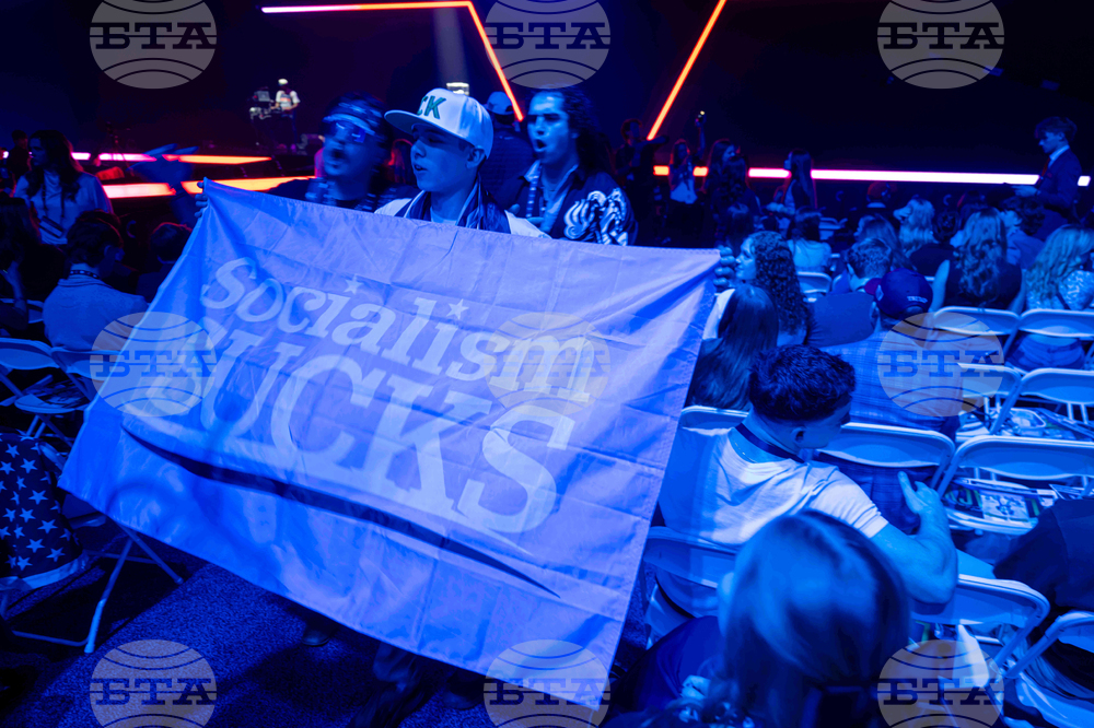 APTOPIX Arizona Turning Point Conference